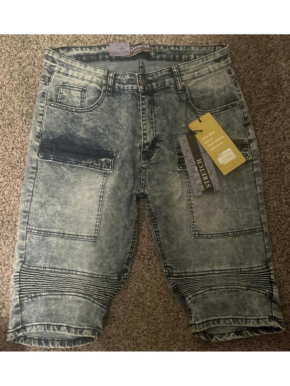 Denim & Rivets Authentic Skateboarding Jean Shorts Distressed 34 mens Brand New! - Picture 1 of 7